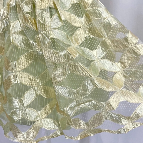 New LoveRiche Embroidered Sheer Overlay Full Mini Skirt Metallic Lime Size Large - Picture 5 of 12